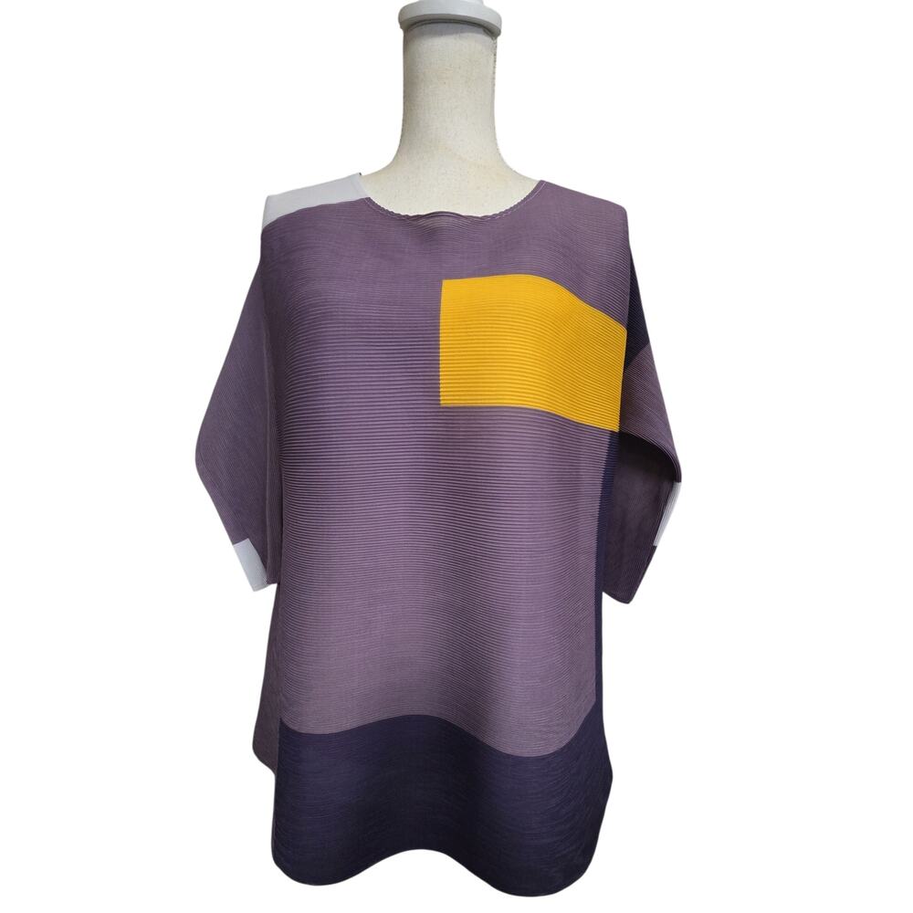 Color Block Textured Top